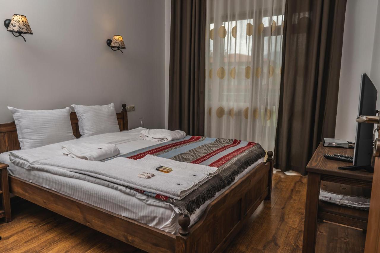 Mentor Resort Gaytaninovo Eksteriør billede